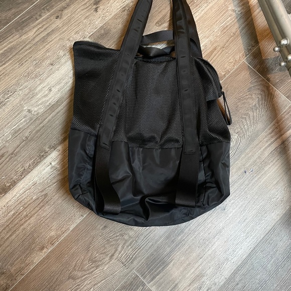 Lululemon mesh tote bag - Picture 2 of 4